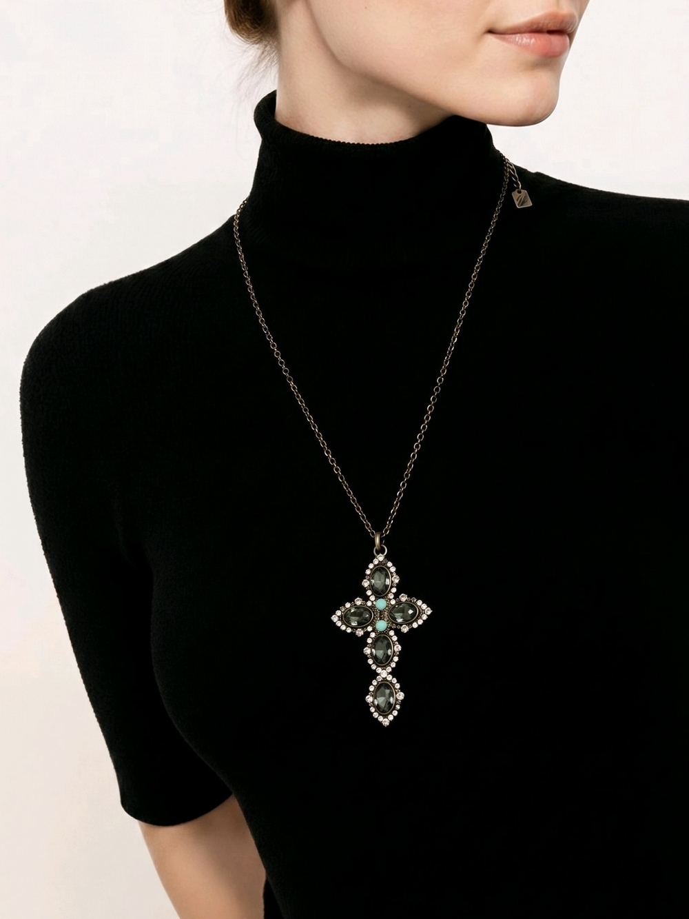 Vintage-Inspired Green Crystal Cross Pendant Necklace - Women Jewelry